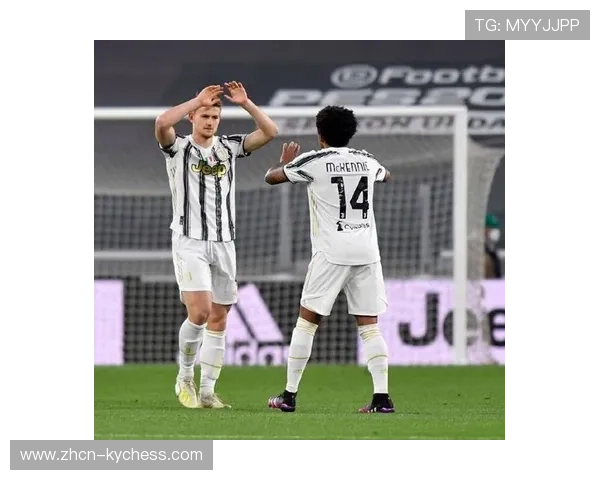 意大利男排世锦赛卫冕首战强势出击对决乌克兰队再展冠军风采